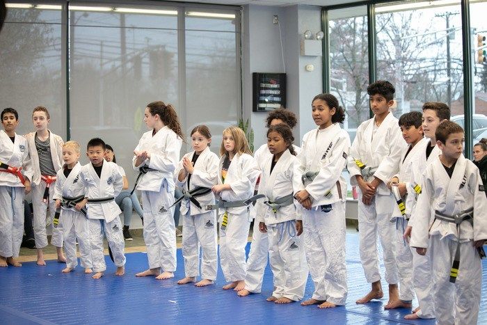 <center>EXPERIENCE HOW JIU JITSU CAN TRANSFORM YOUR LIFE!<center>